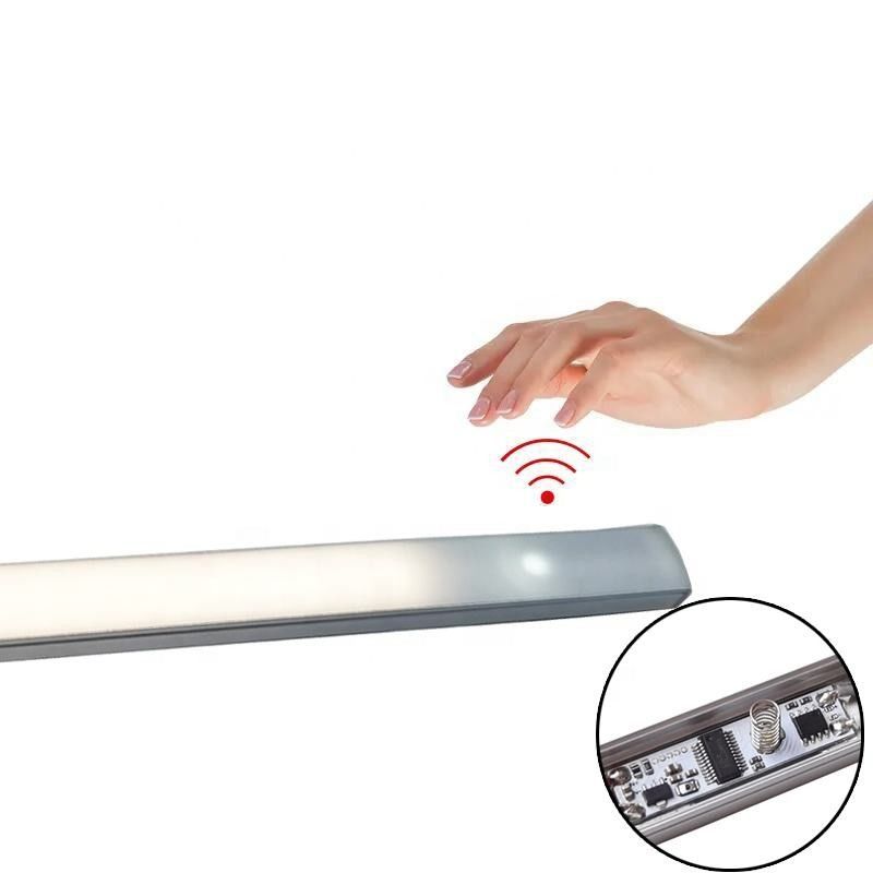 9 إلى 24 فولت IR مستشعر الحركة الذي يعمل باللمس مستشعر إضاءة LED للخزانة الداخلية